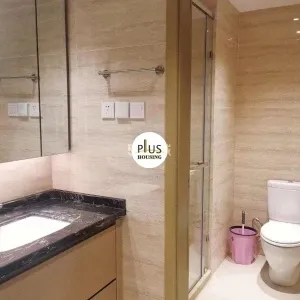 He Jing Ying Yue Tai