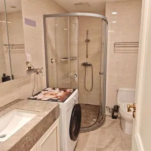 Dark Blue International Center