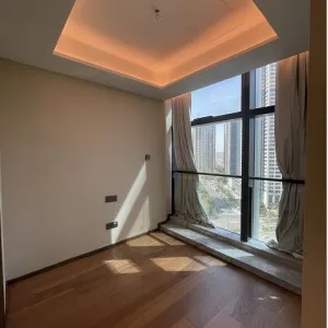 Blue Greentown Liu Xiang Yuan