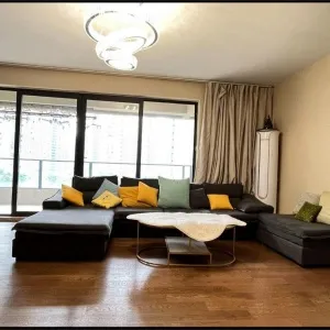 Long Hu Chun Jiang Bi An