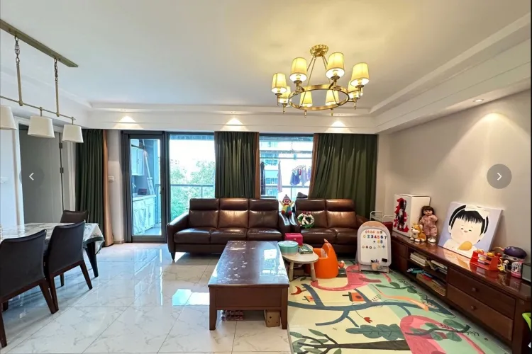 Green Town Yang Liu Jun