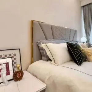 Dark Blue International Center