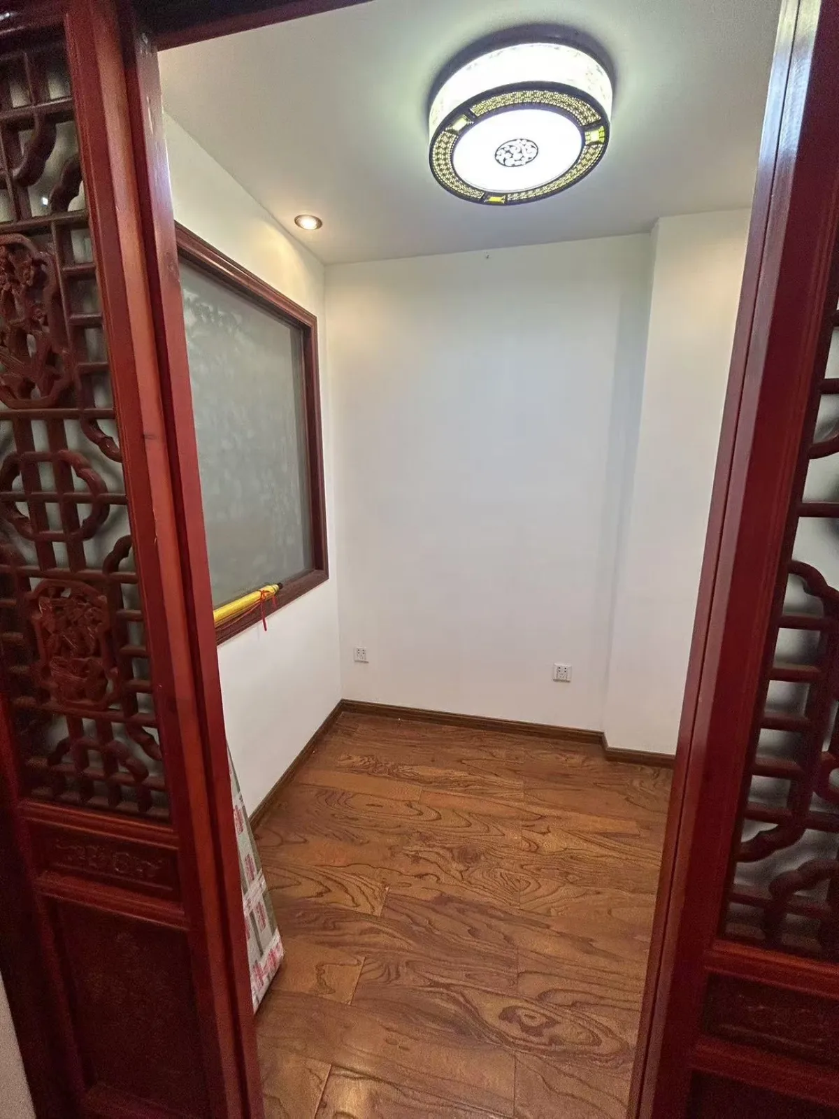 郁金香岸揽江苑