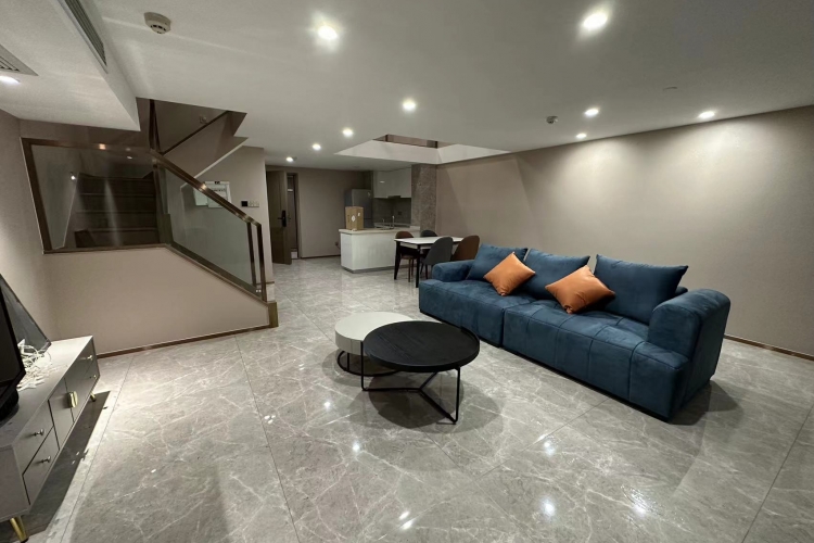 Zhong Nan Furture In 