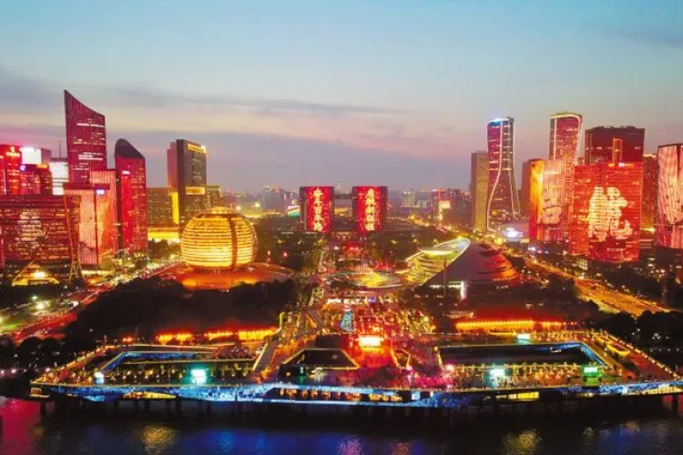 杭州庆祝建党100周年灯光秀