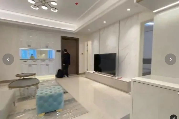 Dark Blue International Center