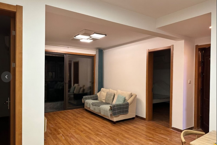 He Jing Ying Yue Tai