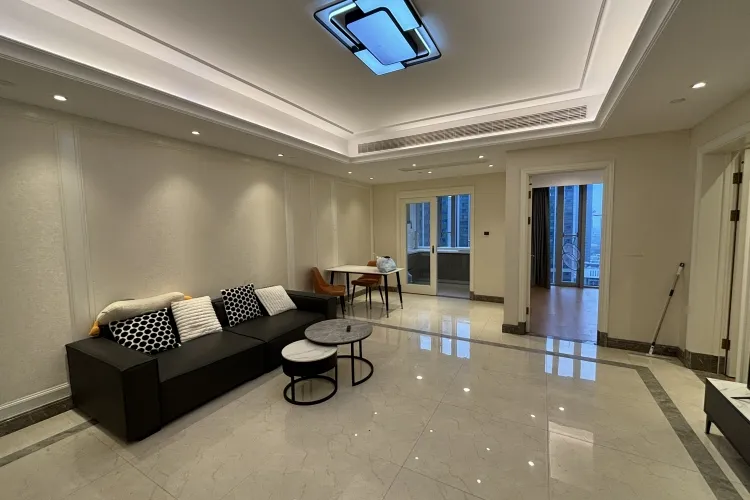 Dark Blue International Center