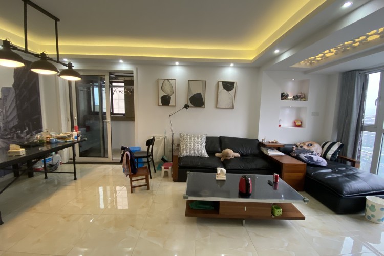 International Peninsula