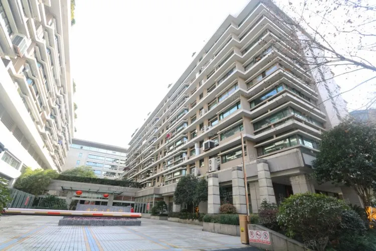 Yuanhua Apartment